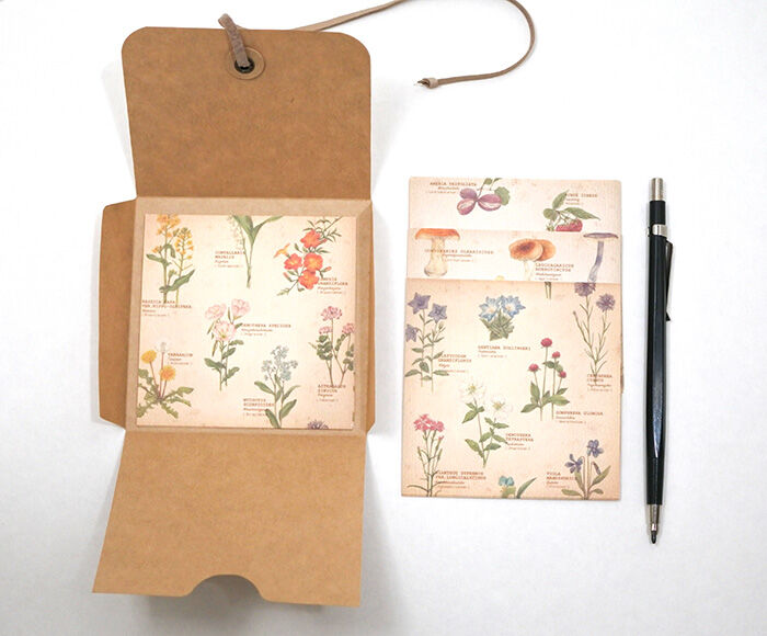 mocolier / Memo Paper -Wild flowers, nuts and mushrooms