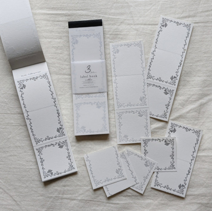 3pattern label book Noble -Silver&Black