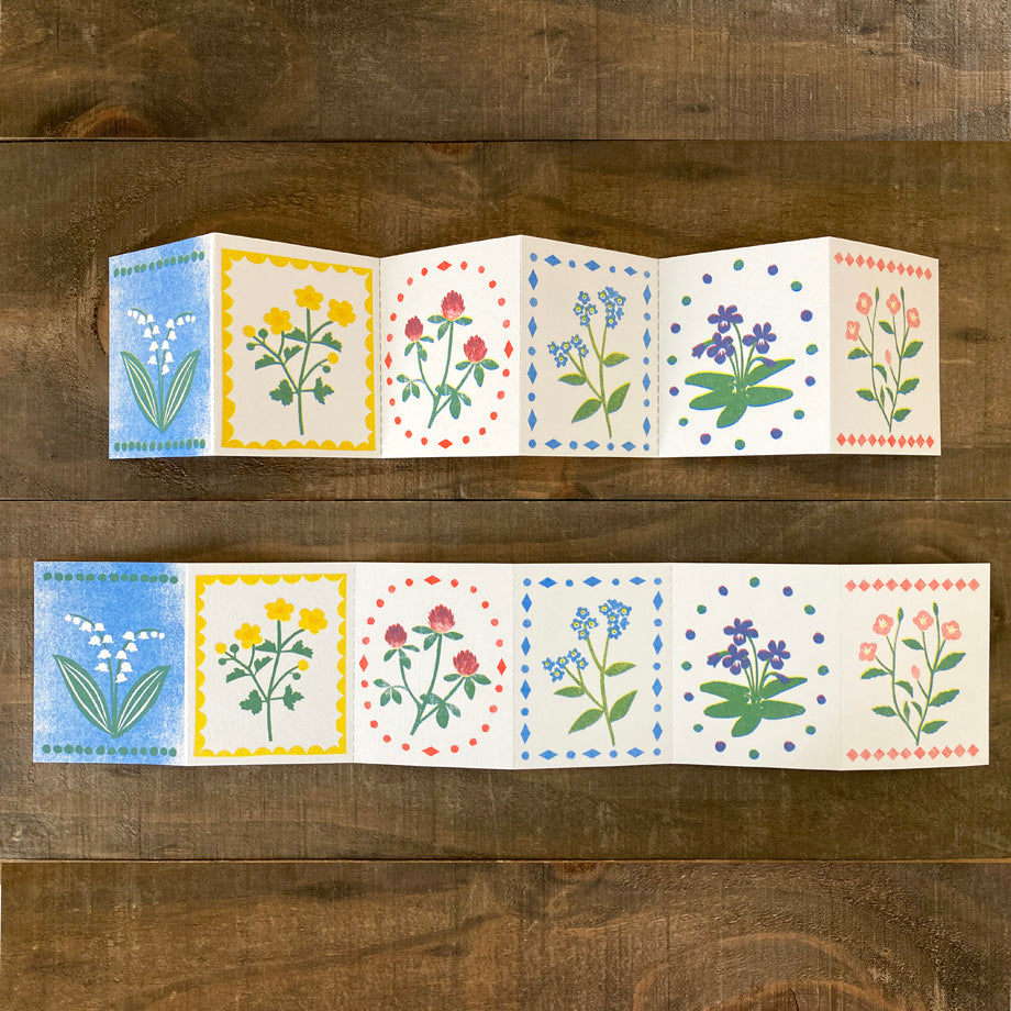 Itsuko Naka / Bellows fold card -Flower