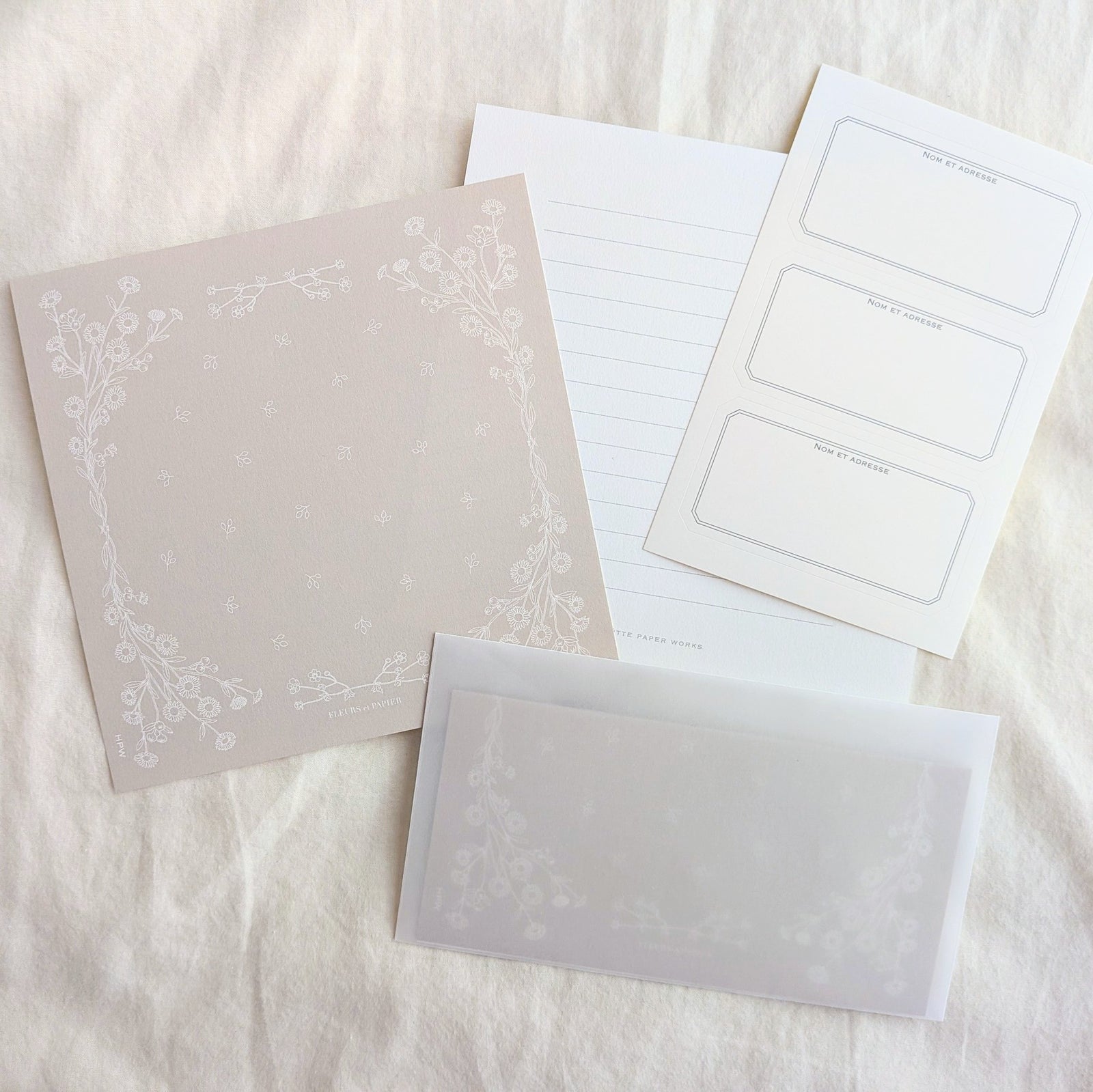 Hutte Paper Works / Square Letter Writing Set -Harujion HLS-102