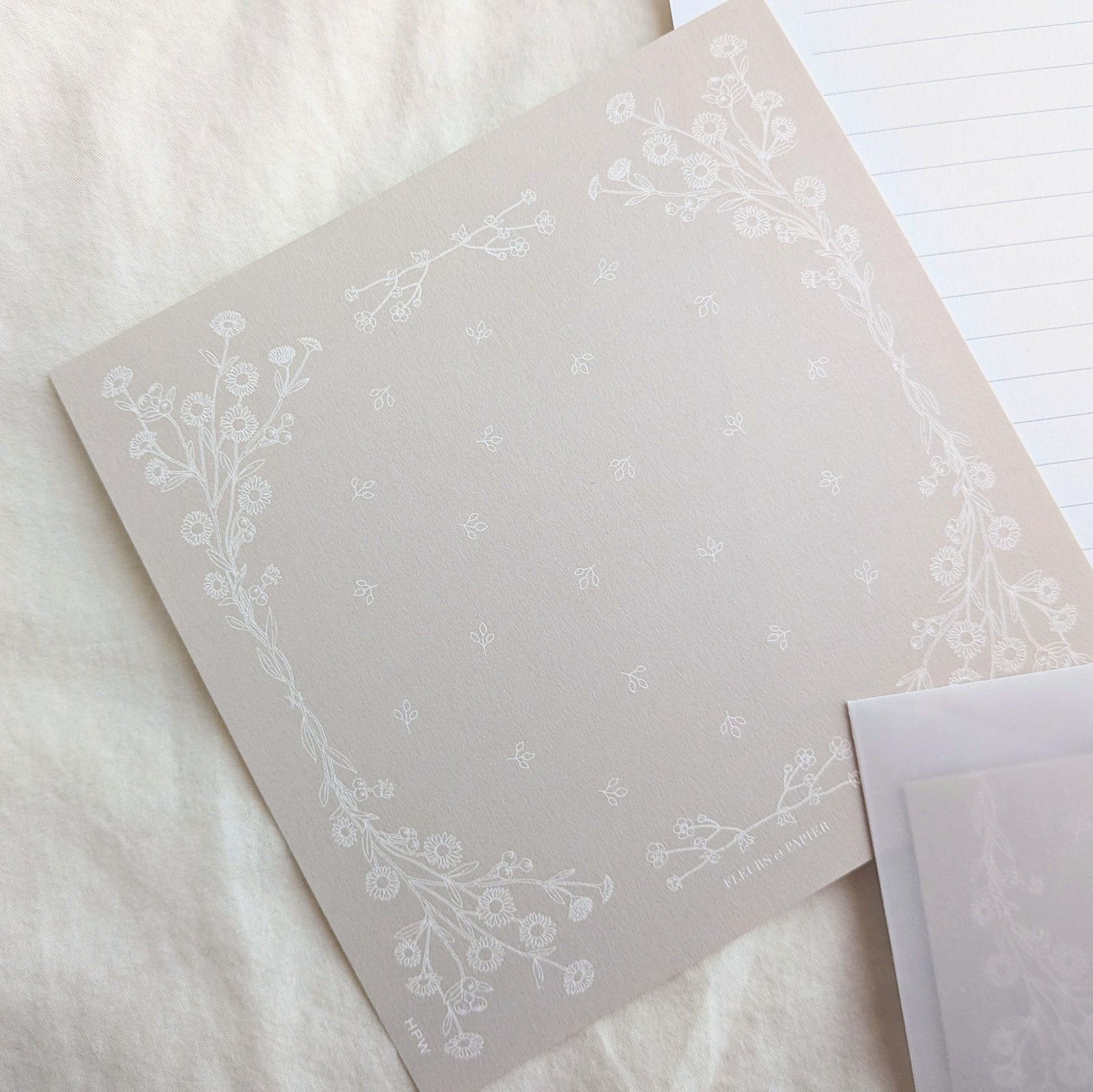 Hutte Paper Works / Square Letter Writing Set -Harujion HLS-102