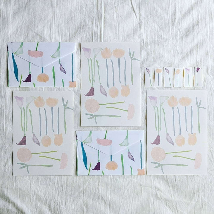 Letter set -Cut flowers